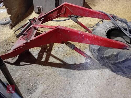 LOADER FRAME OFF MF 165 WITH FORKS