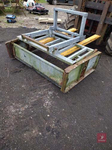 GALVANISED BOX YARD SCRAPER