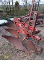 KVERNELAND 4F PLOUGH - 3