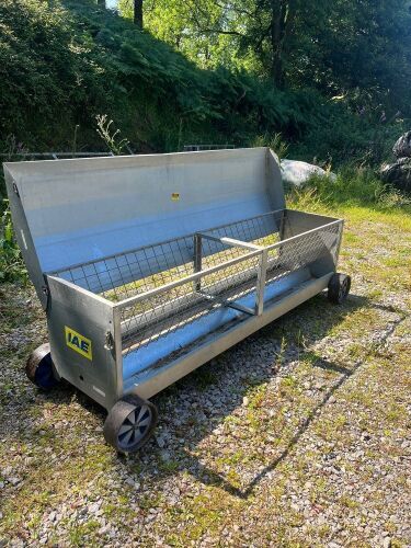 IAE GALVANISED SHEEP HAY RACK