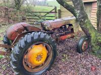 DAVID BROWN 880 VINTAGE 2WD TRACTOR - 6