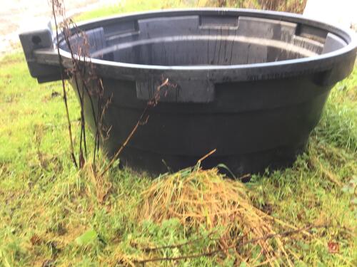 500 GALLON PAXTON CATTLE WATER TROUGH