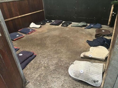 LOT 1 - 160 SALE OF 150+ HORSE RUGS