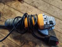 JCB HAND HELD GRINDER