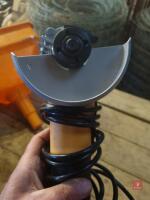 JCB HAND HELD GRINDER - 2