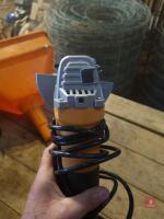 JCB HAND HELD GRINDER - 3