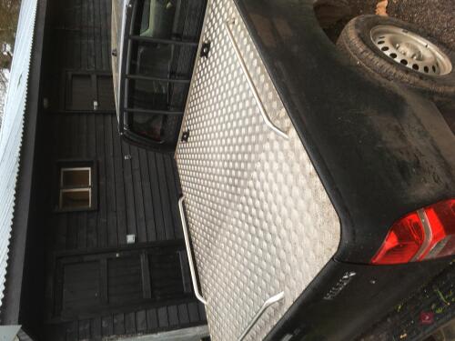CHEQUER PLATE PICK-UP BED COVER