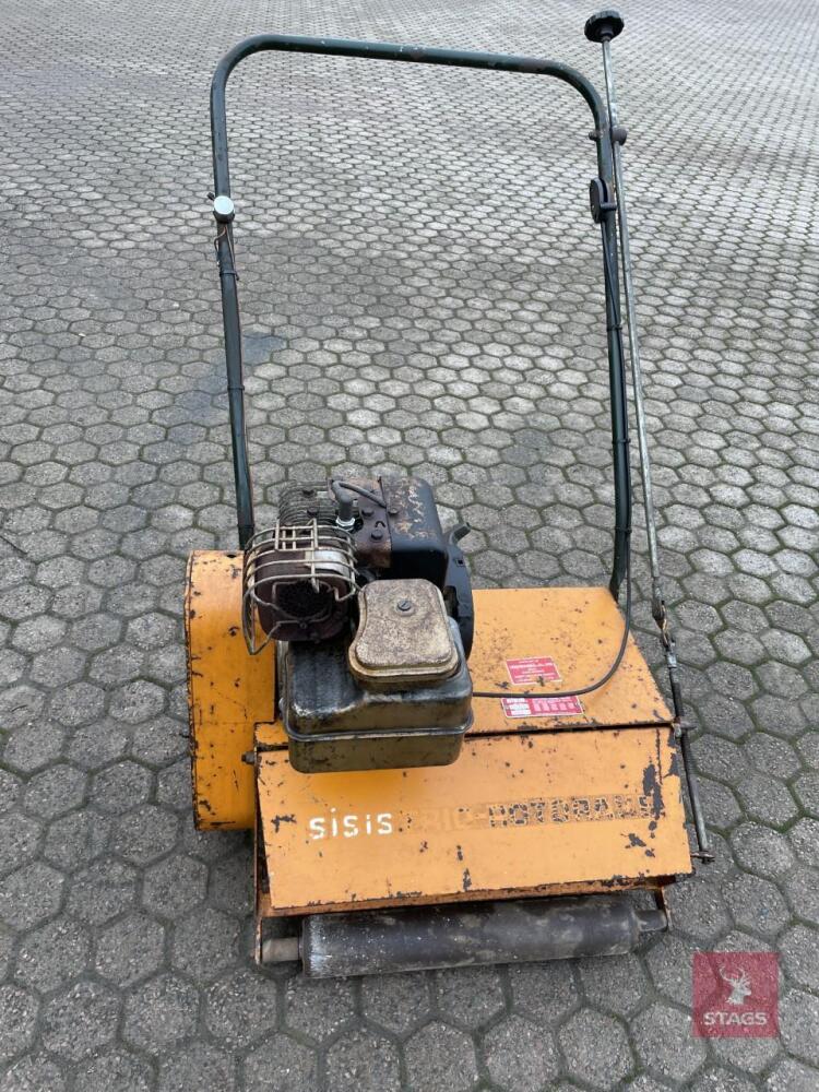 SISIS PEDESTRIAN LAWN SCARIFIER