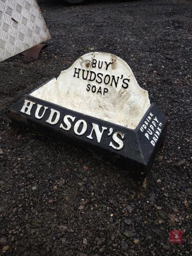 CAST IRON HUDSON SOAP DOG DRINKER