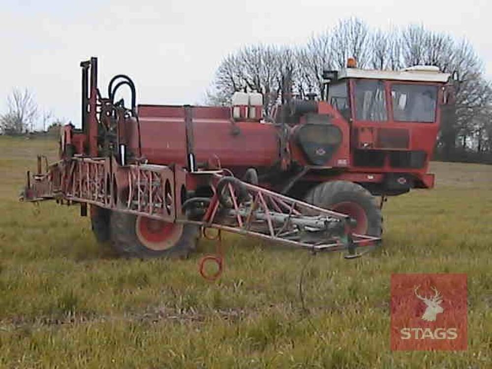 SANDS 3600 SELF PROPELLED CROP SPRAYER