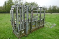 IAE CHIEFTAIN GALVANISED CATTLE CRUSH - 3