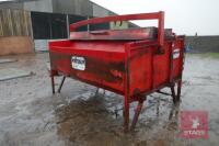 PORTEQUIP CALF CREEP FEEDER - 3