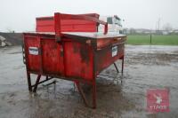 PORTEQUIP CALF CREEP FEEDER - 10