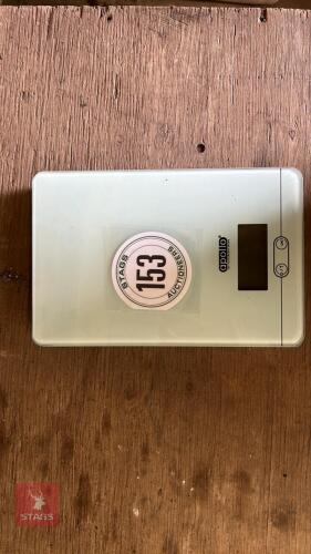 APOLLO ELECTRIC WEIGH SCALES