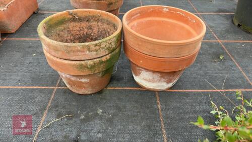 4 TERRACOTTA PLANT POTS