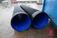 2 LARGE PLASTIC POLYPIPES - 8