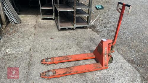 LOGITRONS PALLET TRUCK