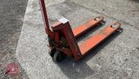 LOGITRONS PALLET TRUCK - 9