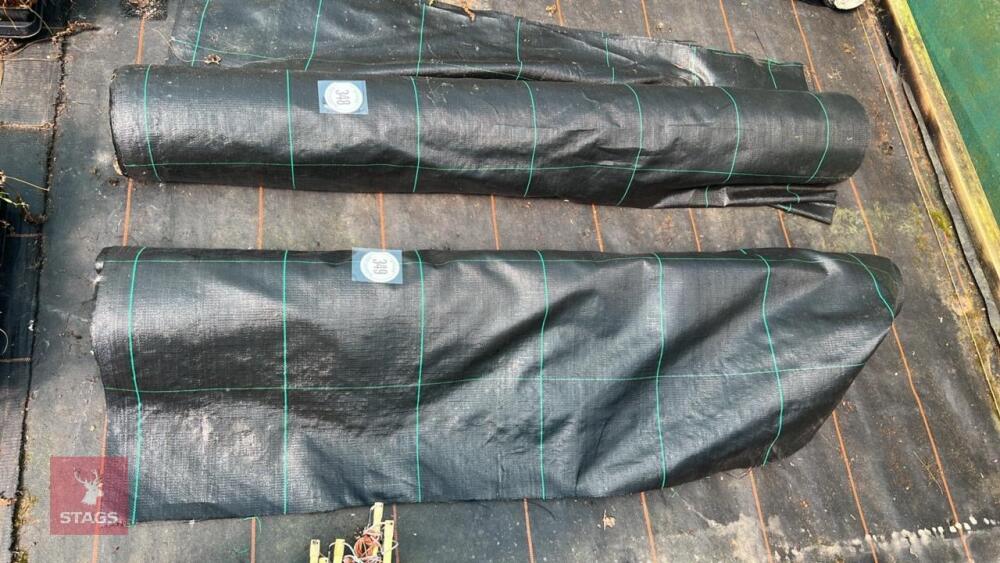 PART ROLL OF GROUND-COVER