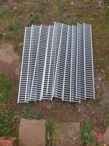 DRAIN GRATINGS