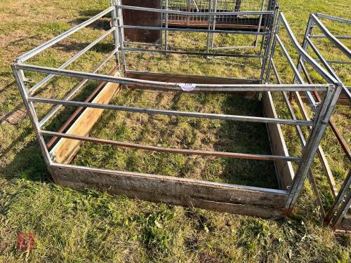 5' SQUARE BALE FEEDER (120)