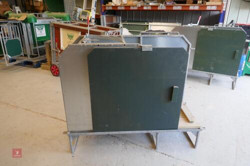 SHEARWELL DOCKING/SCANNING CRATE (6)