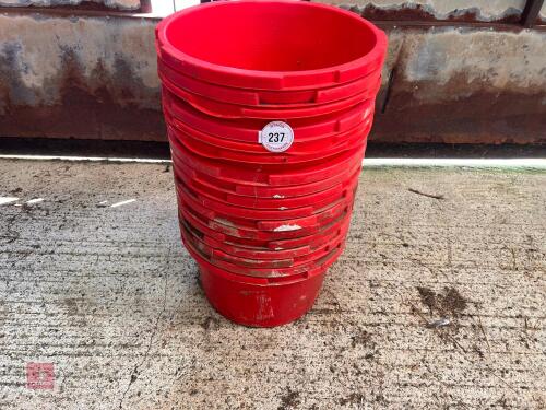 17 LARGE TUBS/FEEDERS (237)