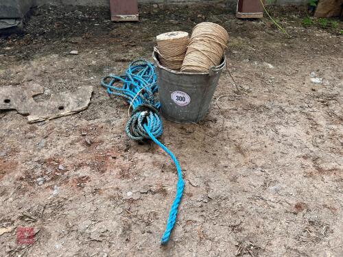 GALVANISED BUCKET, ROPE & CORD (300)