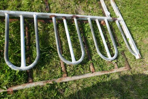 2 CATTLE FEED BARRIERS (75)