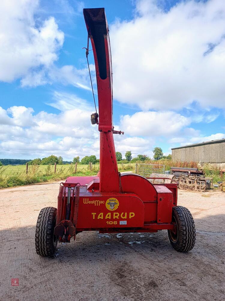 TAARUP 106 FORAGE HARVESTER