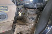 1991 JOHN DEERE 2650 4WD TRACTOR - 29