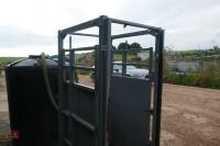 PEARSON CATTLE CRUSH ACCESS KIOSK - 4