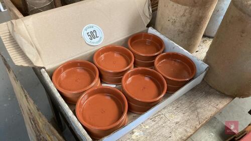 12 POTS/ASH TRAYS