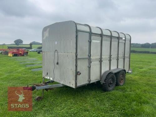 IFOR WILLIAMS 12' LIVESTOCK TRAILER