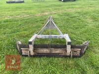 ROSTER GALVANISED YARD SCRAPER - 2