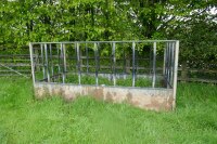 IAE 10'X5' RECTANGULAR CATTLE FEEDER