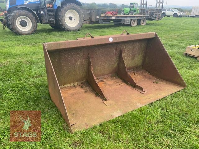 7' 9'' LOADER BUCKET