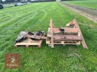 CASE LAODER & BRACKETS - 3