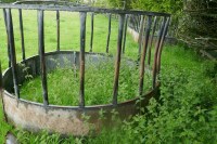 GALVANISED CATTLE ROUND FEEDER - 2