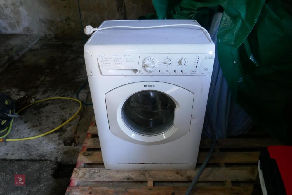 HOTPOINT AQUARIUS WASHING MACHINE
