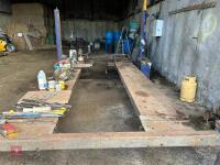 4.2M X 2.6M 4 POSTER CAR RAMP - 5