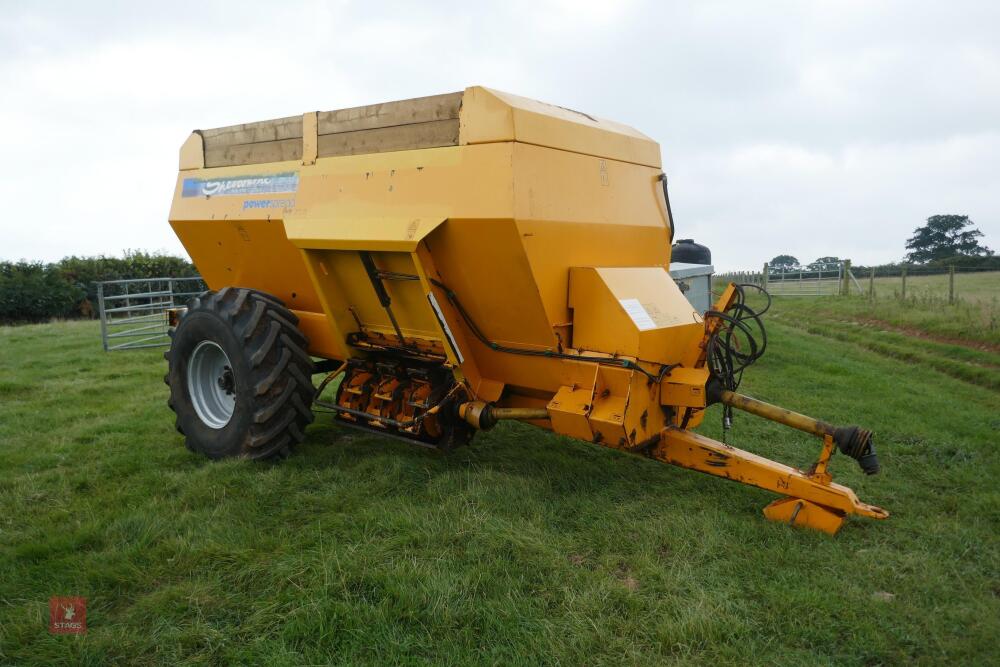 2008 SHELBOURNE REYNOLDS MUCK SPREADER