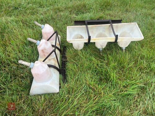 2 HOOK OVER MILK FEEDERS