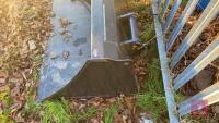 1.5M NEW BUCKET C/W MX BRACKETS - 6