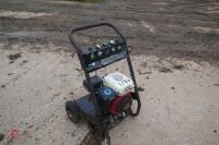 SWISS KRAFT 2500 PSI PRESSURE WASHER