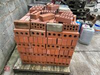 PALLET OF CHEDDAR RED FACING BRICKS - 2