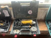 DEWALT D28113 DISC GRINDER - 4