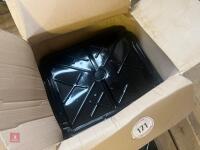 2 BOXES OF MANTHORPE LOFT VENTS - 6