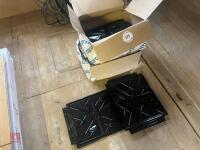 2 BOXES OF MANTHORPE LOFT VENTS - 7