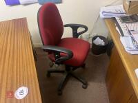 OFFICE DESK AND CHAIR - 8